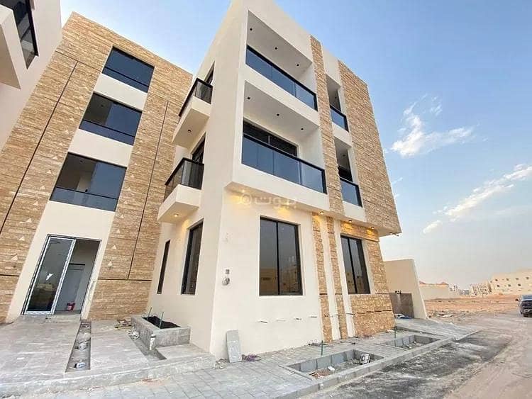 Apartment for Sale on Saif Al-Din Al-Khatib Street, Al Mahdiyah District, Riyadh City, Riyadh Region