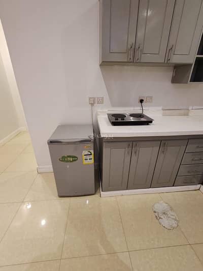 1 Bedroom Flat for Rent in East Riyadh, Riyadh - Furnished apartment consisting of one bedroom and a living room for rent in the Isbiliyah neighborhood, Riyadh.
