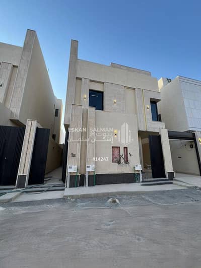 دور 6 غرف نوم للبيع في شرق الرياض، الرياض - دور - الرياض - حي الجنادرية