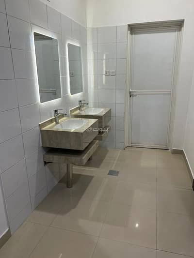 4 Bedroom Villa for Rent in East Riyadh, Riyadh - Apartment for rent in Qurtuba neighborhood