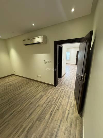 8 Bedroom Villa for Rent in North Riyadh, Riyadh - For rent, a luxurious villa in the Hittin neighborhood, steps away from the Boulevard and the Sports Path.