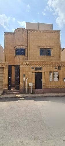 فلیٹ 3 غرف نوم للايجار في شمال الرياض، الرياض - شقة للإيجار في شارع النجمة, حي الياسمين, مدينة الرياض, منطقة الرياض