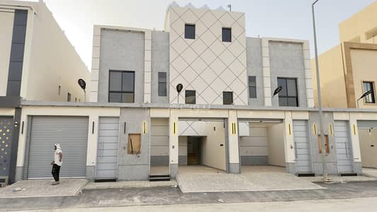 دور 5 غرف نوم للبيع في جنوب الرياض، الرياض - طابق للبيع في بدر، الرياض