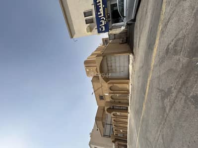 4 Bedroom Villa for Sale in East Riyadh, Riyadh - For sale, a villa valued at the price of a commercial residential land in the Al Khalij neighborhood.