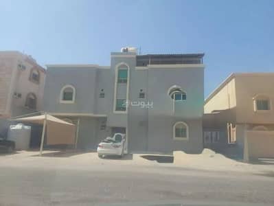 4 Bedroom Apartment for Sale in Al Hamra District, Al Jubail - Apartment for sale on 2B Street, Al Hamra Neighborhood, Al Jubail City, Eastern Province