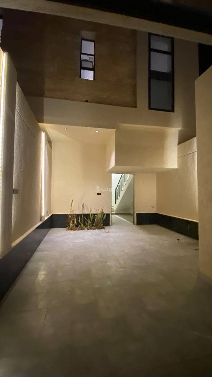 Villa for Sale on Street No. 463, Al-Munsiyah District, Riyadh