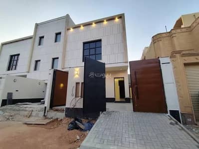 3 Bedroom Floor for Sale in East Riyadh, Riyadh - Floor for sale in al munsiyah, riyadh