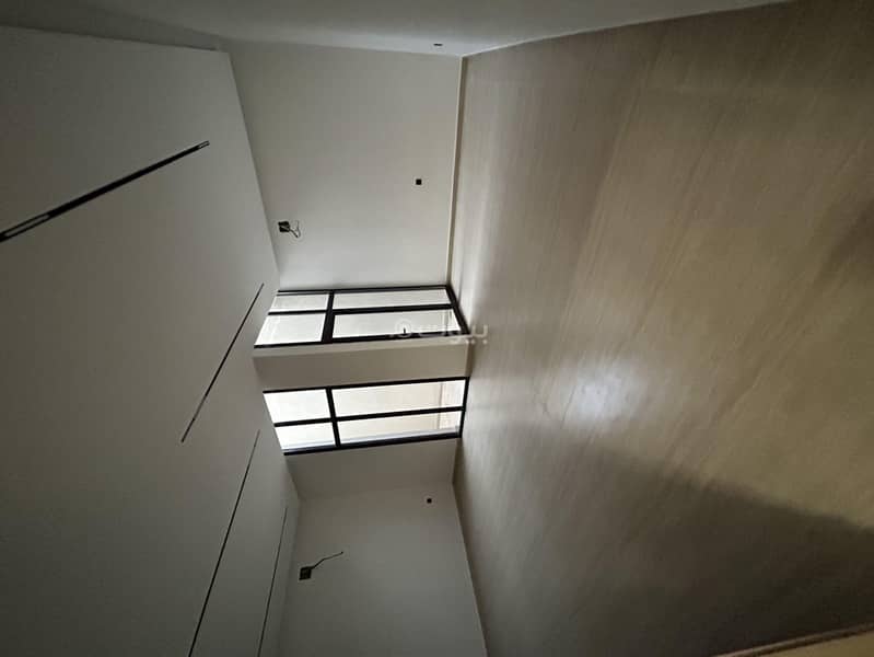 For sale, a ground floor in Al Khaleej neighborhood, area 209 sqm.