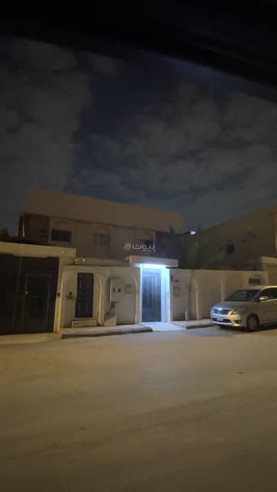 فیلا 5 غرف نوم للبيع في شرق الرياض، الرياض - فيلا قديمة بقيمة ارض في حي الازدهار غربيه ش15 موقع مميز في الازدهار