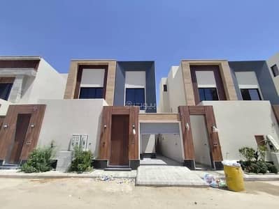 5 Bedroom Floor for Sale in East Riyadh, Riyadh - Floor for sale in al rimal, riyadh