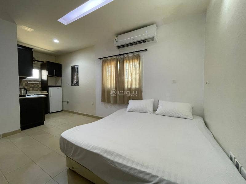 Furnished studio apartment for rent in Jeddah, Al-Hamra neighborhood, monthly and yearly rental.
