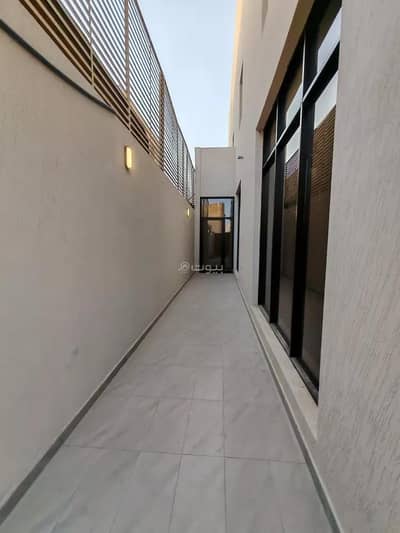 5 Bedroom Floor for Sale in East Riyadh, Riyadh - Floor for sale in al munsiyah, riyadh