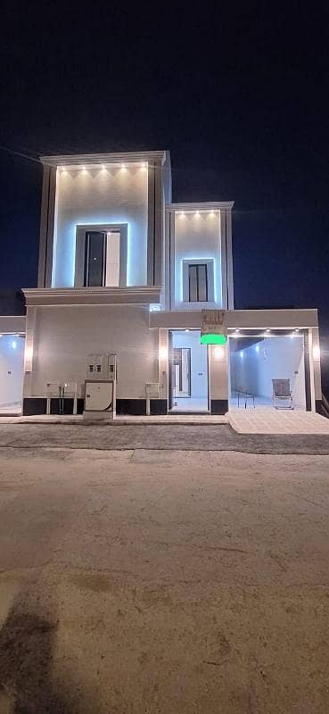 4 Bedroom Floor for Sale in East Riyadh, Riyadh - New and beautiful