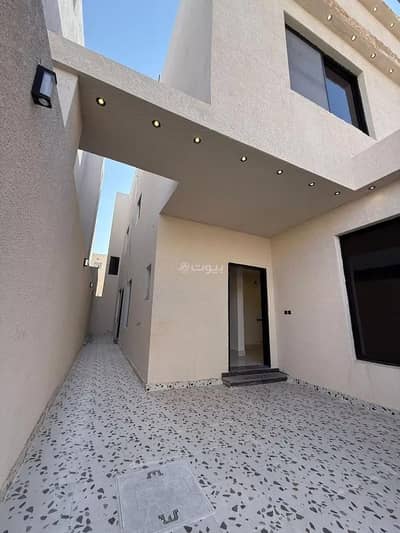 3 Bedroom Floor for Sale in East Riyadh, Riyadh - Property for sale