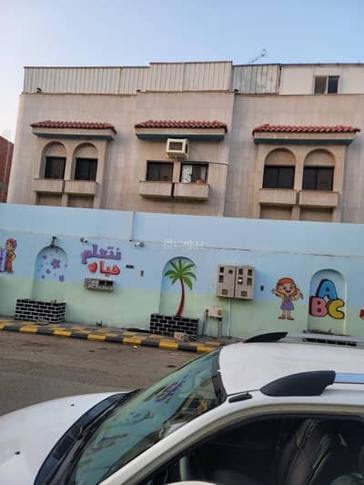 10 Bedroom Floor for Sale in North Jeddah, Jeddah - Al-Bawadi neighborhood in the city of Jeddah