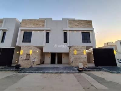 دور 4 غرف نوم للبيع في شرق الرياض، الرياض - طابق للبيع في المونسية، الرياض