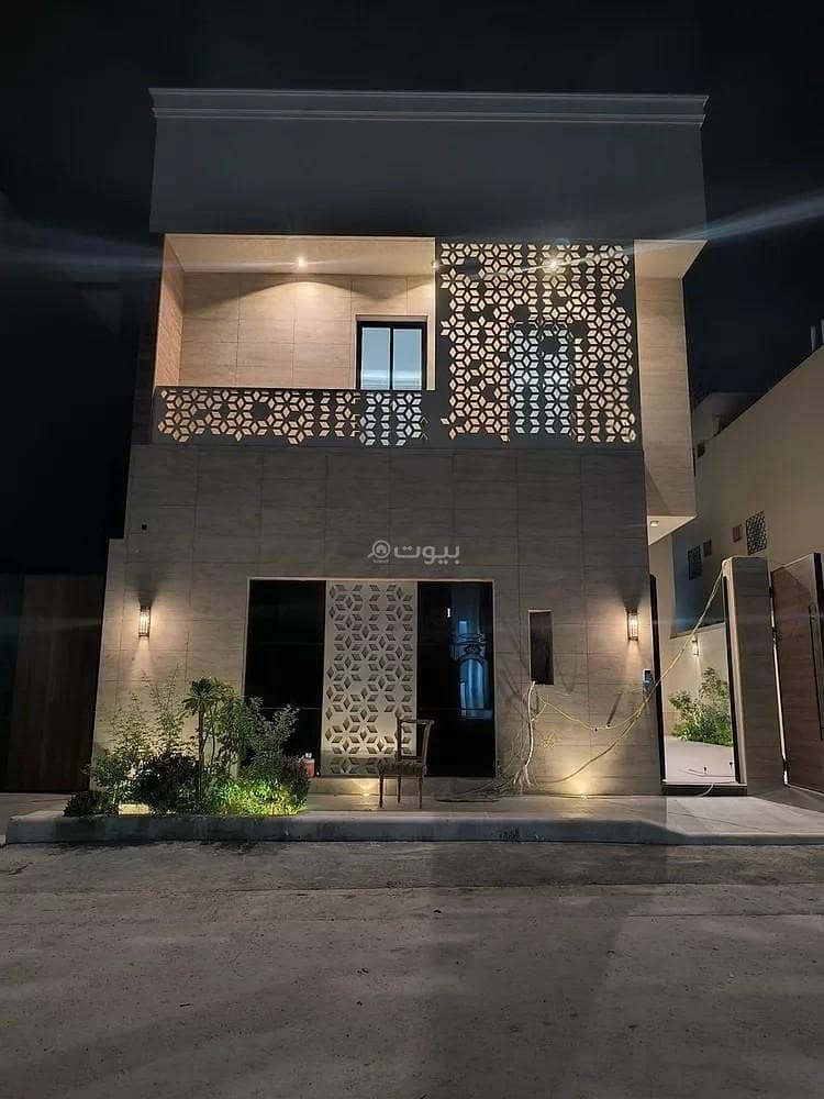 Villa for sale on Qutb Al-Din bin Al-Sultan Street, Al Mahdiyah District, Riyadh City, Riyadh Region
