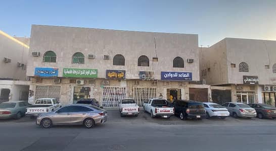 مجمع  للبيع في غرب الرياض، الرياض - عمارة تجارية سكنية للبيع 750 م ظهرة البديعة