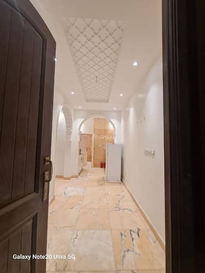 2 Bedroom Flat for Rent in North Jeddah, Jeddah - A small apartment with a spacious area, furnished for rent in Al-Sawari.