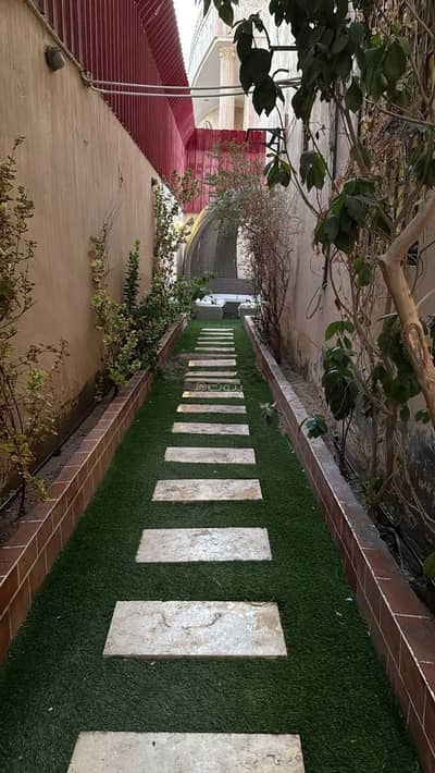8 Bedroom Villa for Sale in North Jeddah, Jeddah - Villa for Sale in Al Hamdaniyah, North Jeddah