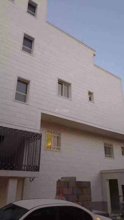 عمارة  للايجار في وسط الرياض، الرياض - بناية للإيجار في الملز، الرياض