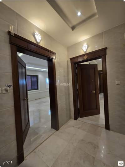 7 Bedroom Apartment for Rent in North Jeddah, Jeddah - Luxury new apartment in a prime location consisting of 7 bedrooms for rent in Al-Sawari, Jeddah.