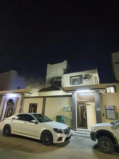 Building for Rent in City Center, Unayzah - Property for sale
