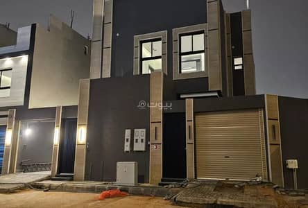 دور 4 غرف نوم للبيع في شرق الرياض، الرياض - عقار للبيع