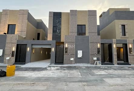 دور 4 غرف نوم للبيع في شرق الرياض، الرياض - عقار للبيع