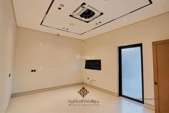 Villa For Sale in Al Mahdiyah, Riyadh