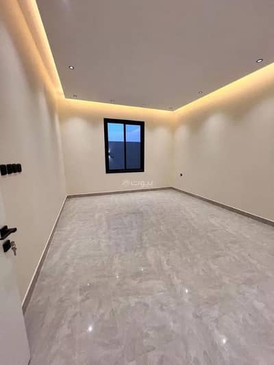 5 Bedroom Floor for Sale in West Riyadh, Riyadh - House for sale on Prince Abdul Rahman bin Saud bin Abdulaziz Street, Tuwaiq District, Riyadh City, Riyadh Region