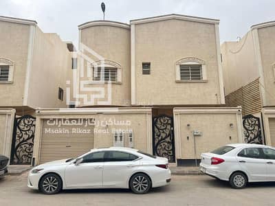 فیلا 5 غرف نوم للبيع في شرق الرياض، الرياض - فيلا درج داخلي + شقتين للبيع في الفيحاء، شرق الرياض