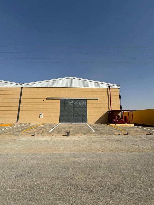 Warehouse for rent - Riyadh, Al-Ghanamiya District
