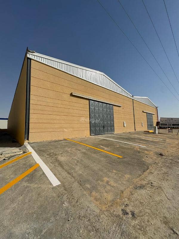 Warehouse for rent in Riyadh - Al-Ghanamiya neighborhood 5000m