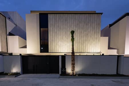 4 Bedroom Villa for Sale in East Riyadh, Riyadh - Luxury Villa For Sale in Al Rayan, Riyadh
