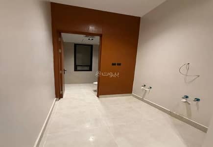دور 4 غرف نوم للبيع في شرق الرياض، الرياض - ملكية للبيع