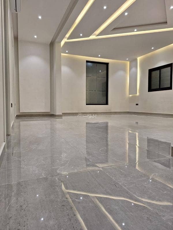 دور اول واسع وفاخر مطبخ ومكيفات راكبه في العارض دور اول واسع وفاخر مطبخ ومكيفات راكبه في العارض