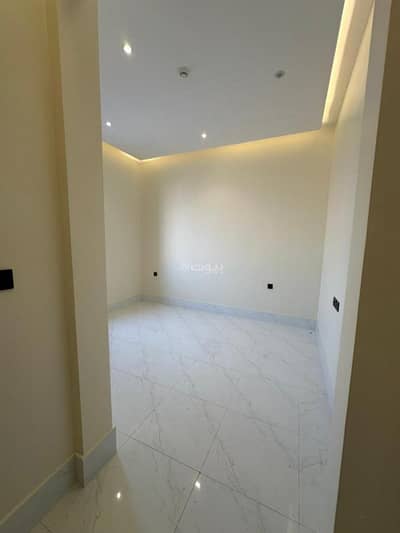 5 Bedroom Apartment for Rent in West Riyadh, Riyadh - Apartment for rent in Dhahrat Laban, west of Riyadh