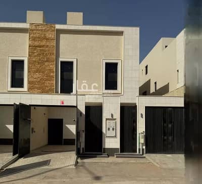 دور 5 غرف نوم للبيع في شرق الرياض، الرياض - دور للبيع في الجنادرية، الرياض