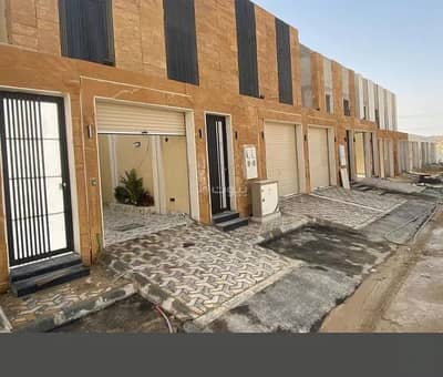 8 Bedroom Villa for Sale in West Riyadh, Riyadh - Villa for sale in tuwaiq, riyadh