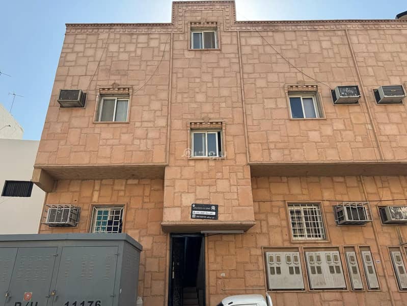 عمارة مكونة من 36 غرفة للبيع في منفوحة، الرياض