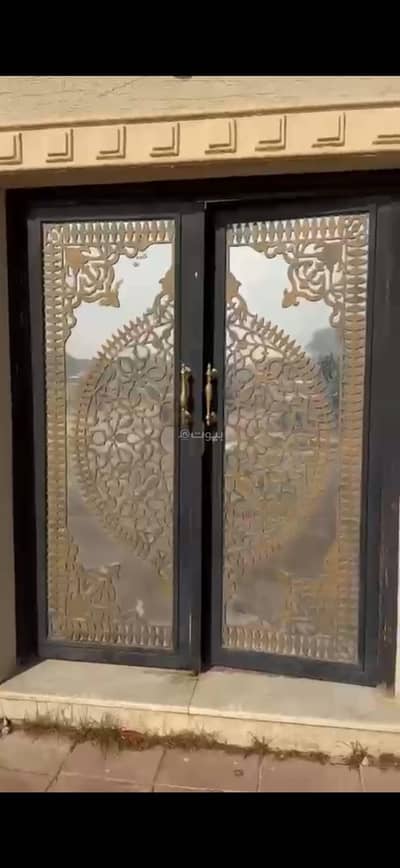 5 Bedroom Floor for Rent in West Riyadh, Riyadh - For rent – upper floor opposite the mosque