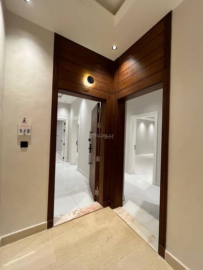 5 Bedroom Apartment for Sale in North Jeddah, Jeddah - A luxurious 5-room apartment for sale in Al-Nuzha neighborhood.