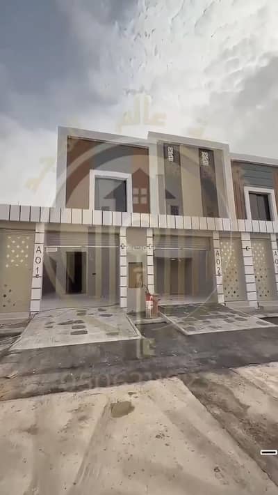 دور 3 غرف نوم للبيع في شرق الرياض، الرياض - دور ارضي كبير جداً ٣ غرف نوم ماستر شارع 20 امامه مرفق