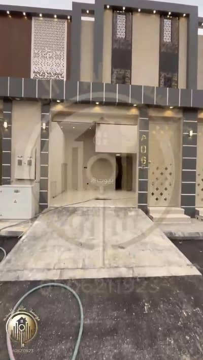 5 Bedroom Villa for Sale in East Riyadh, Riyadh - Villa in East Riyadh，Al Janadriyah 5 bedrooms 850000 SAR - 87707909