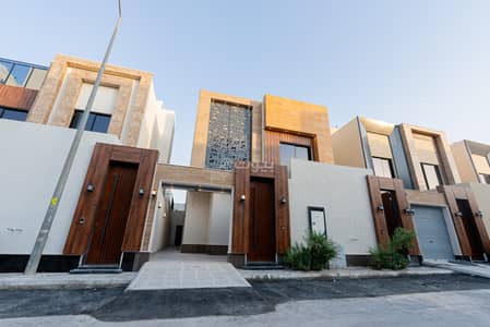5 Bedroom Floor for Sale in East Riyadh, Riyadh - Property for Sale