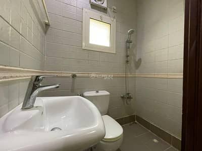 Studio for Rent in Central Jeddah, Jeddah - Furnished studio apartment for rent monthly and annually in Jeddah, Al Hamra neighborhood.