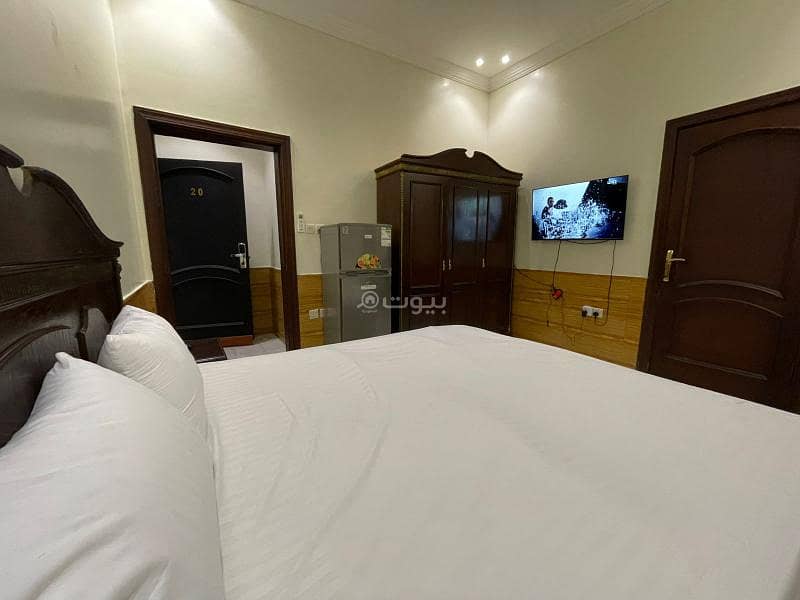 Furnished studio apartment for rent monthly and annually in Jeddah, Al Hamra neighborhood.