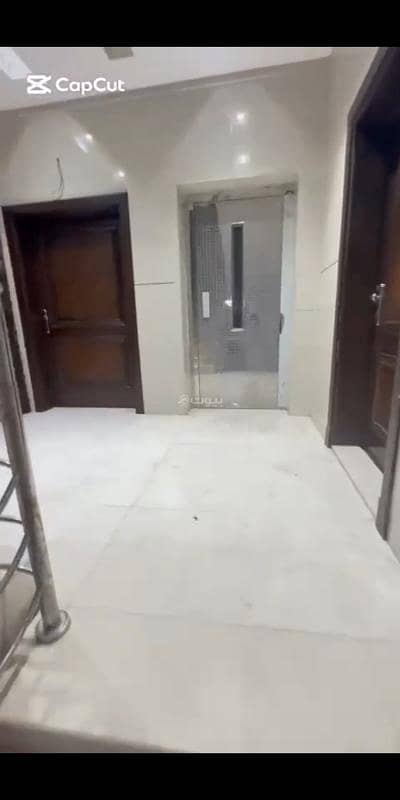 شقة واسعة وجميلة جدا للايجار