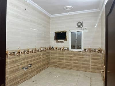 4 Bedroom Apartment for Rent in North Jeddah, Jeddah - Apartment for rent in Al-Bashair neighborhood